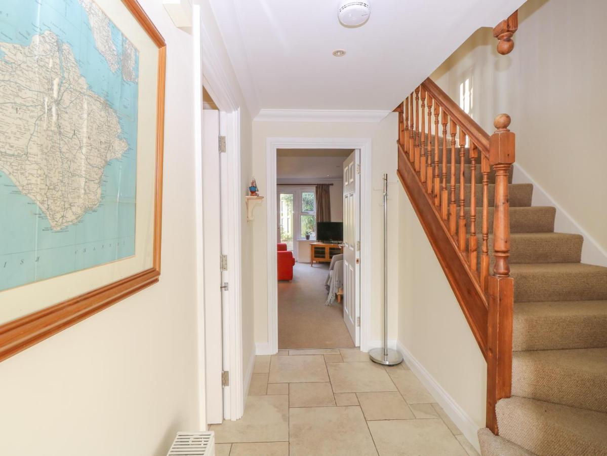 Hurst View Freshwater Exterior foto