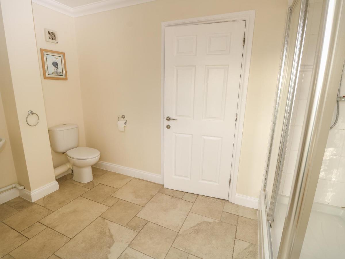 Hurst View Freshwater Exterior foto